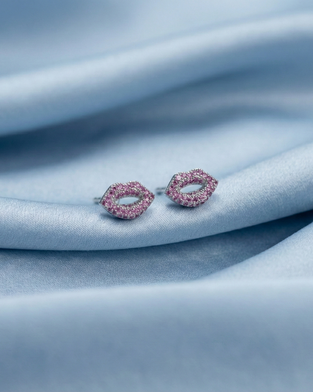 Xo Lip Studs