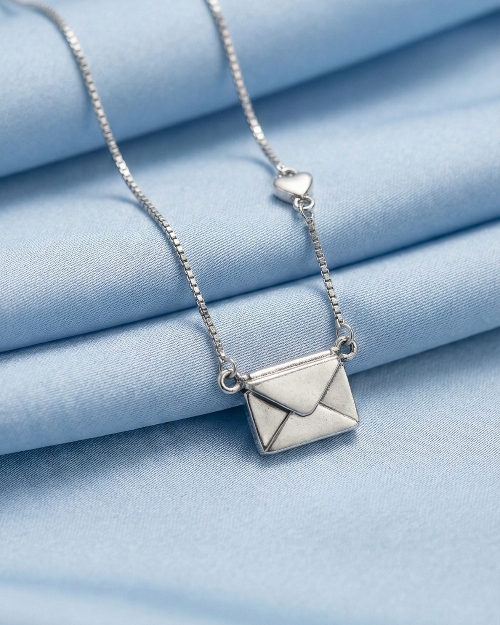 The Message Pendant