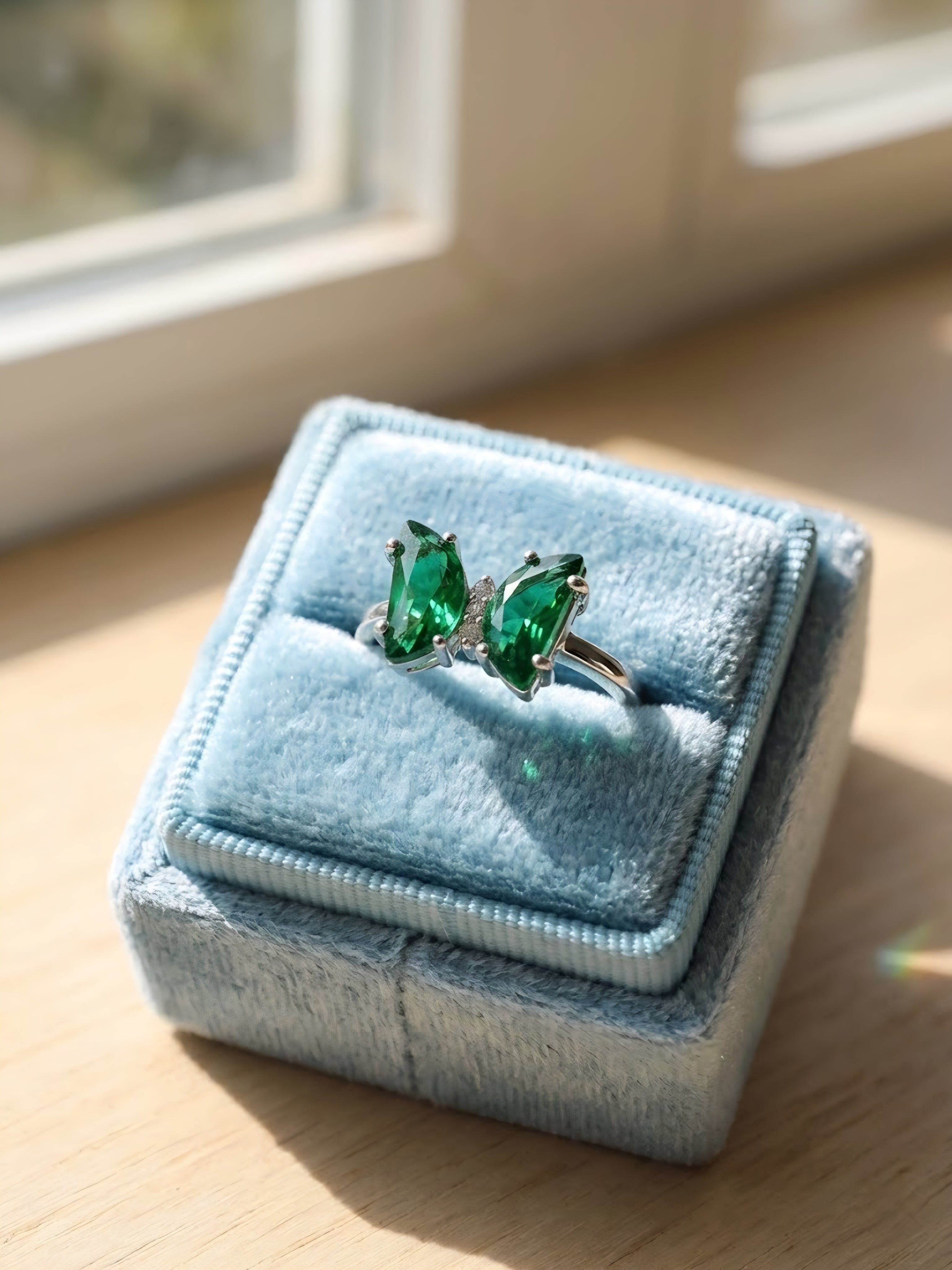 ENCHANTED BUTTERFLY RING