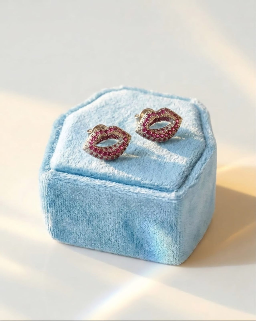 Xo Lip Studs